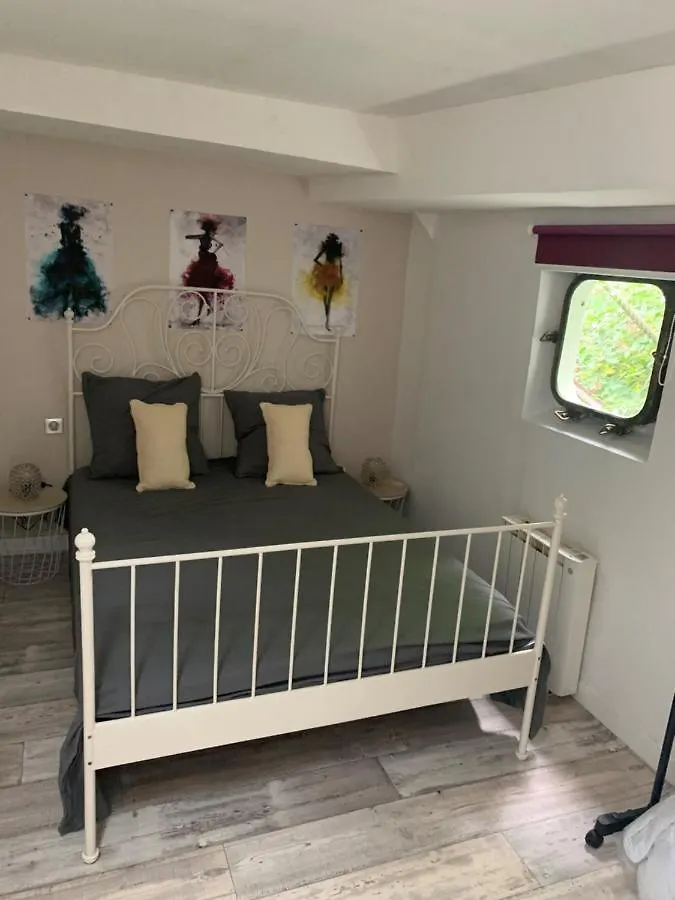 Chambres Dans Peniche Un Air De Vacances Toulouse Botel