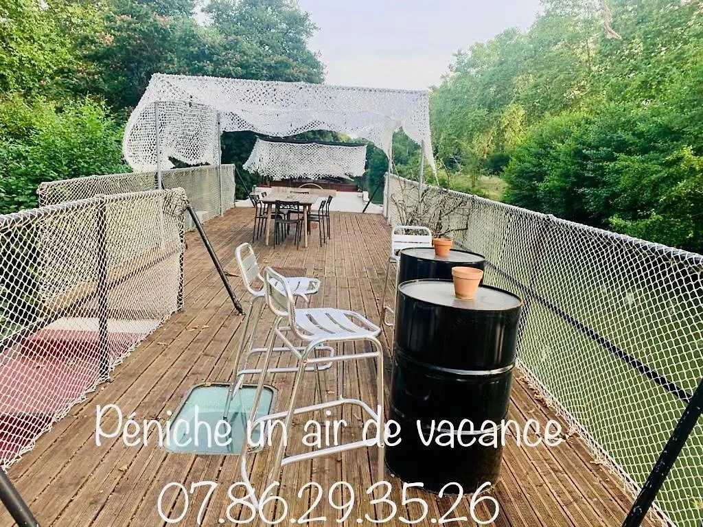 Botel Chambres Dans Peniche Un Air De Vacances Toulouse